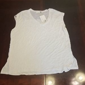 Everleigh oversized top NWT. Size M